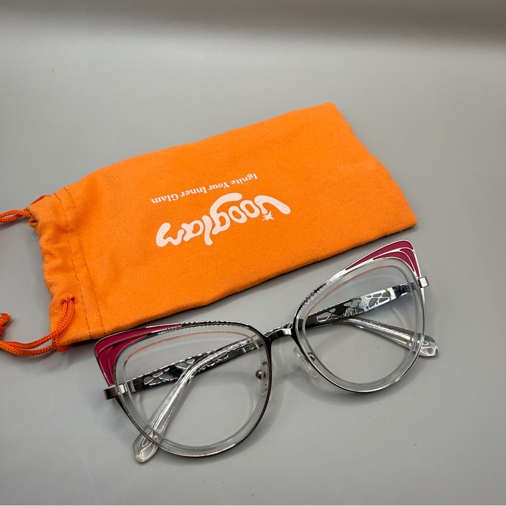 Vooglam Women's Clear and Pink Cat-Eye Glasses, No prescription